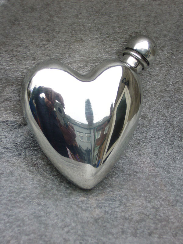 3oz Heart Shaped Pewter Flask (F040) (image for) 3oz Heart Shaped Pewter Flask (F040)