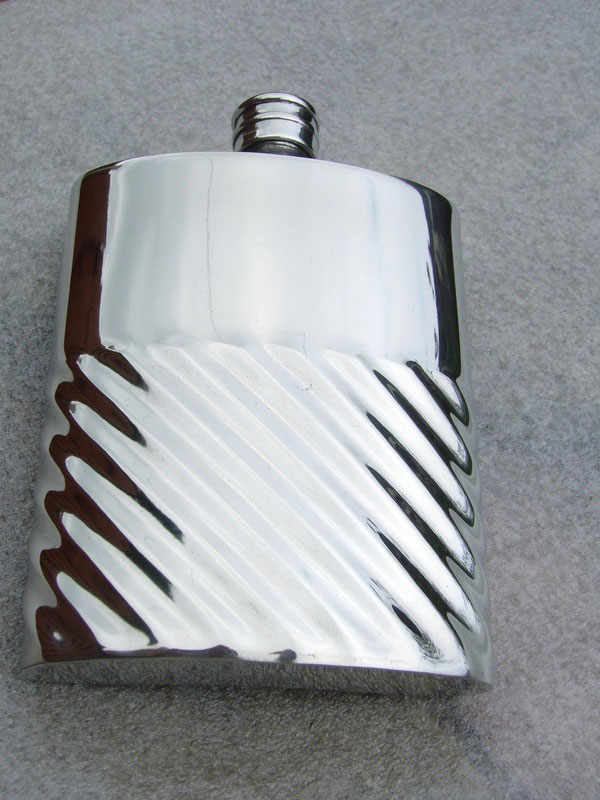 6oz Kidney Shaped Pewter Flask with Fluted and Plain Design (F051) (image for) 6oz Kidney Shaped Pewter Flask with Fluted and Plain Design (F051)