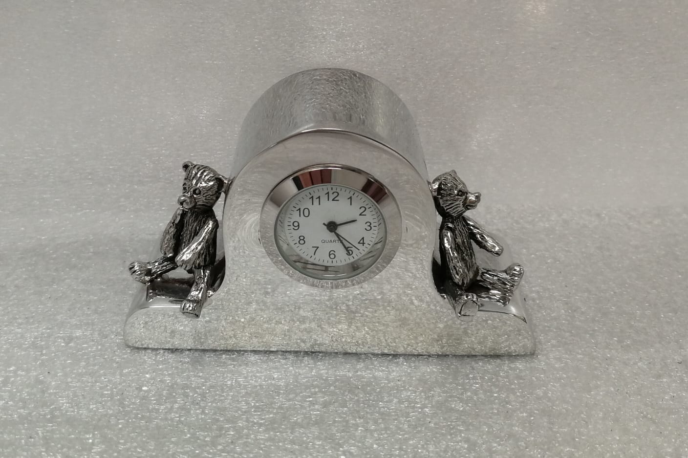 C01. Teddy Bear Clock (image for) C01. Teddy Bear Clock